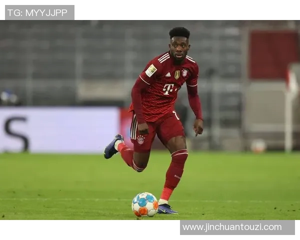 时尚与运动结合足球球星紧身衣搭配技巧解析展现女性独特魅力 时尚与运动结合足球球星紧身衣搭配技巧解析展现女性独特魅力